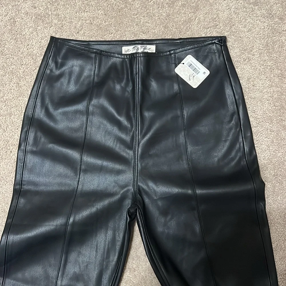 NWT FREE PEOPLE black coated pants Size 27